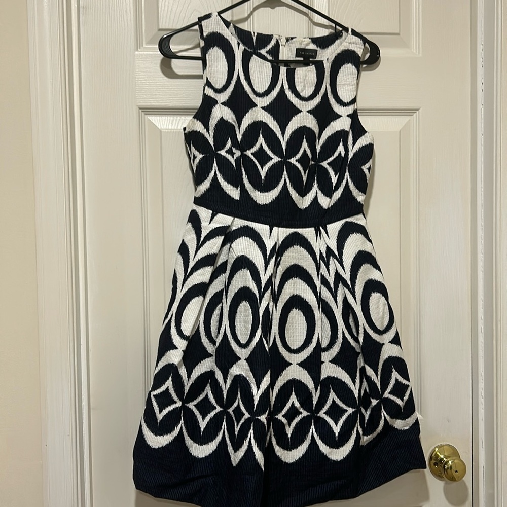 The Limited brand navy blue and white dress - size 0